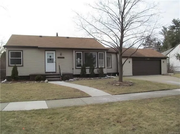 17189 Five Points St, Redford, MI 48240