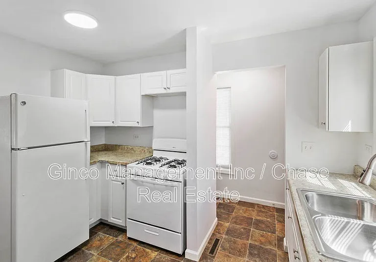 2203 Ottawa Ave #NAPLATE — Photo 3