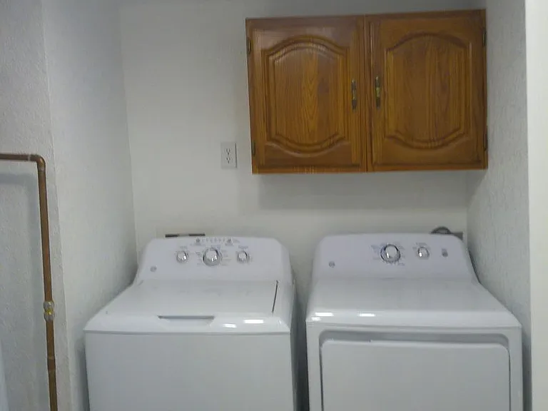 2410 Baron Dr — Photo 34