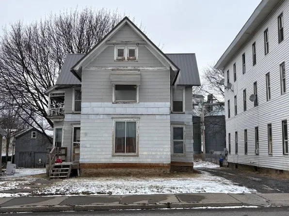 208 E Elm St, Penn Yan, NY 14527