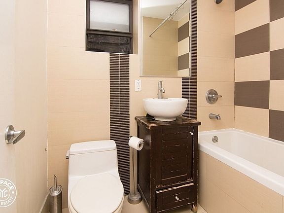 5th image of 1058 Bergen St APT 4B