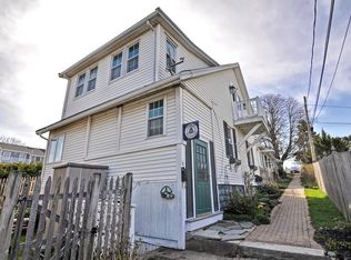 10 Wilson Ave, Nahant, MA 01908