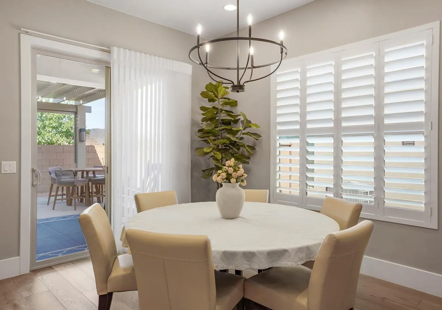 Beautiful Home! 55+ Community — Photo 4