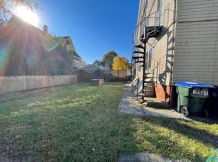 539 Hope St #2R-A, Providence, RI 02906