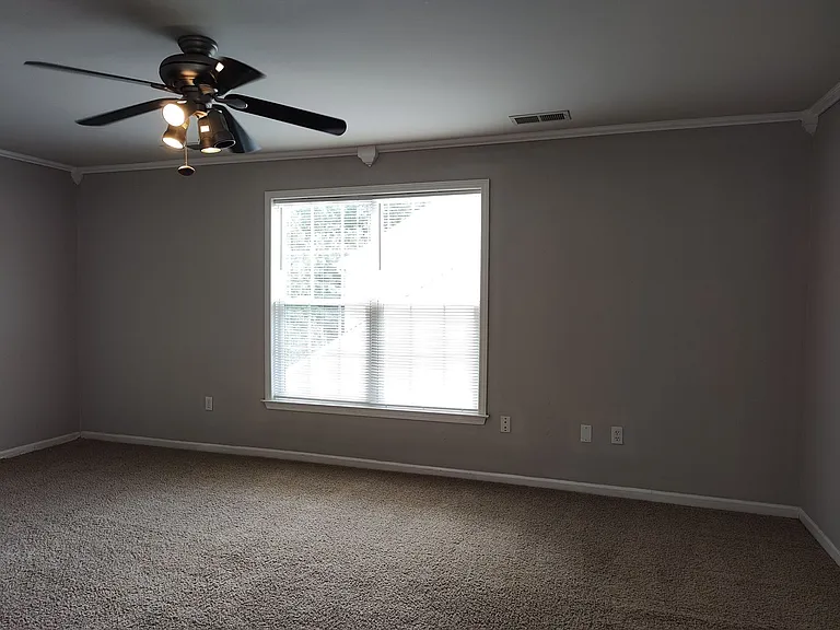 4018 Manor House Dr — Photo 27