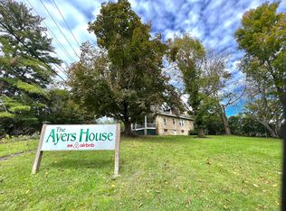 402 N Court St, Fayetteville, WV 25840