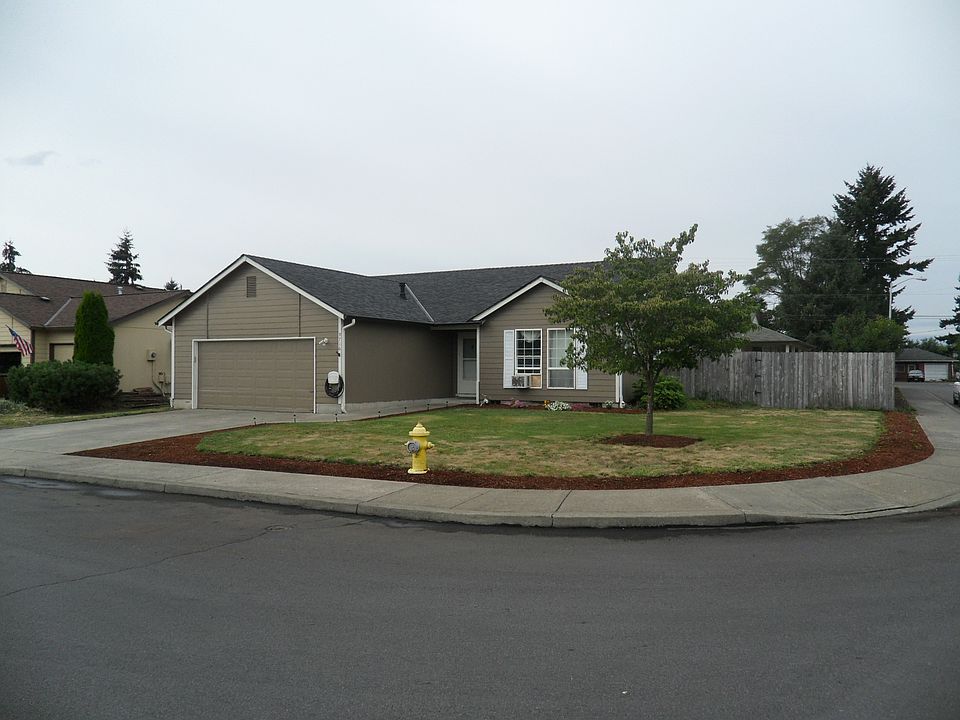 1st image of 9716 NE 84th Way