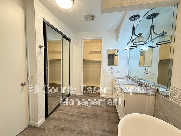 9591 Capiland Rd — Photo 15
