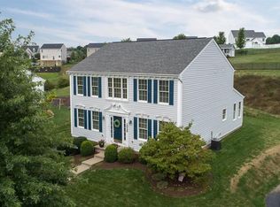 1026 Mayfair Dr, Canonsburg, PA