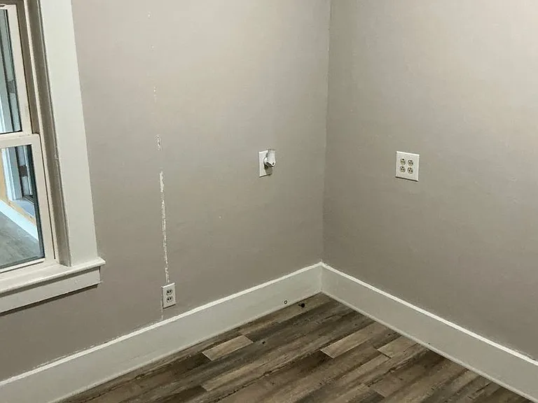 8 Veteran Ct — Photo 4