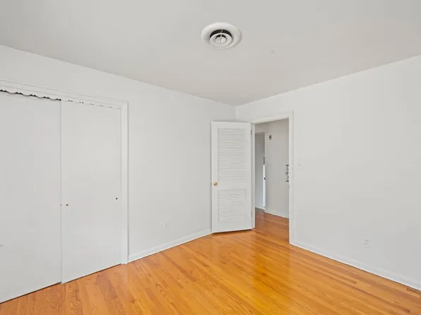 278 Lighthouse Avenue image 12 of 30