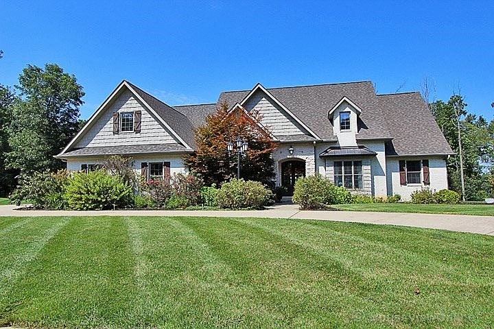 1st image of 2149 Woodside