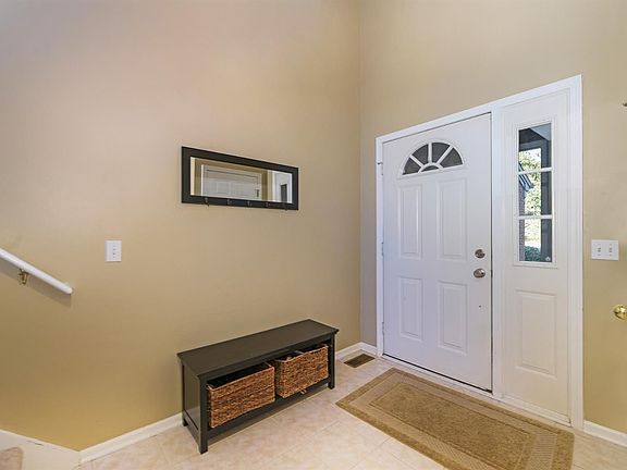 3rd image of 102 Village Place Dr