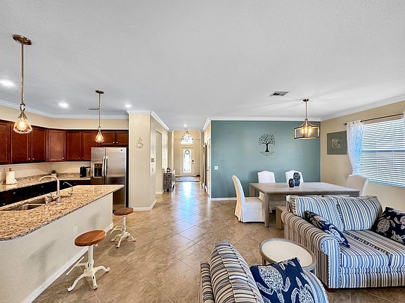 5th image of 12948 Broomfield Ln