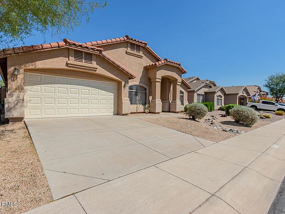 3rd image of 42236 W CHISHOLM Drive