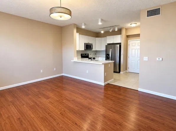 533 NE 3rd Ave, Fort Lauderdale, FL