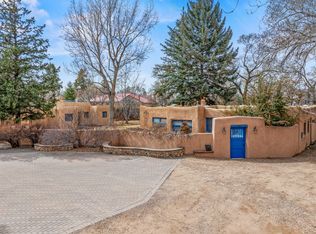 426 Delgado Ln, Santa Fe, NM 87505