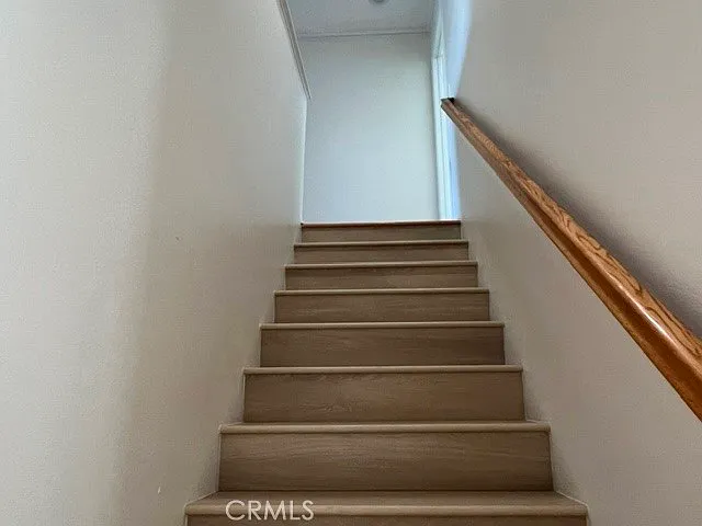 28 Granada — Photo 12