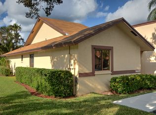 11079 NW 38th Pl, Sunrise, FL 33351