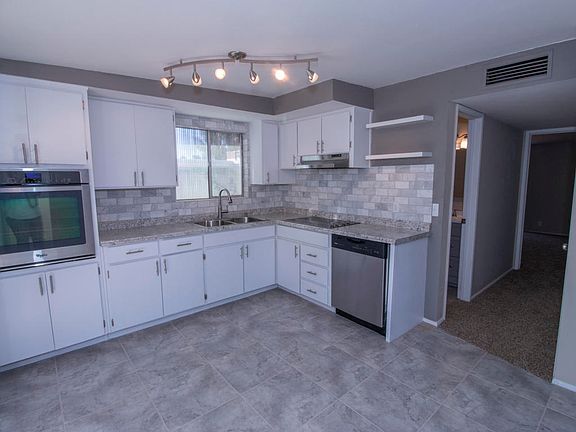4th image of 8112 E Maguire Pl