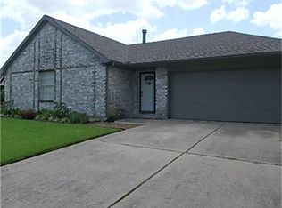 3714 Green Meadows St, Pasadena, TX 77505