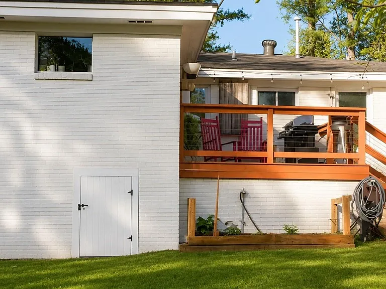 827 Turpin Ave SE — Photo 16