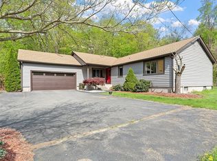 25 Williams Rd, Fitchburg, MA 01420
