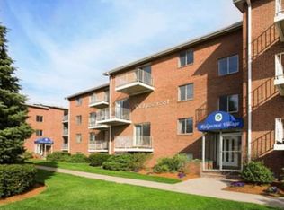 130 Edgemere Rd APT 7, Boston, MA 02132