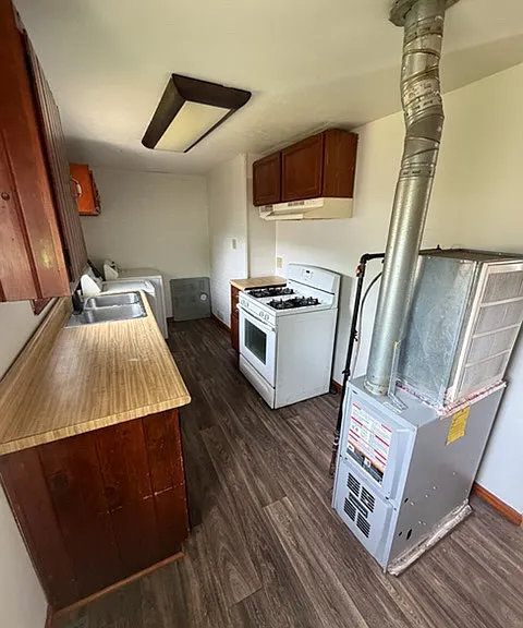 75 E Union St — Photo 8