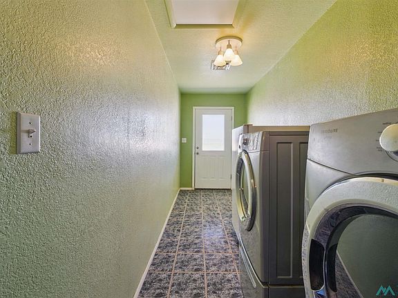 3rd image of 18800 Candela Rd SE