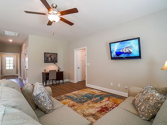 4th image of 112B Deer Brook Dr