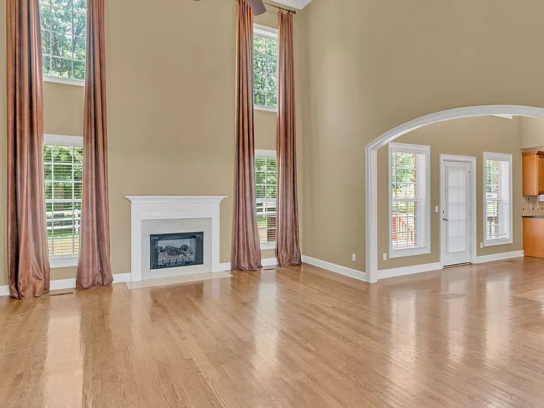 1520 Stokley Ln — Photo 5