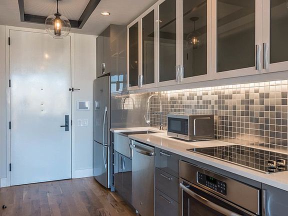 2nd image of 670 Pacific St #407