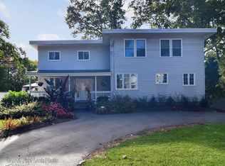 58 Hill Top Dr, Johnston, RI 02919