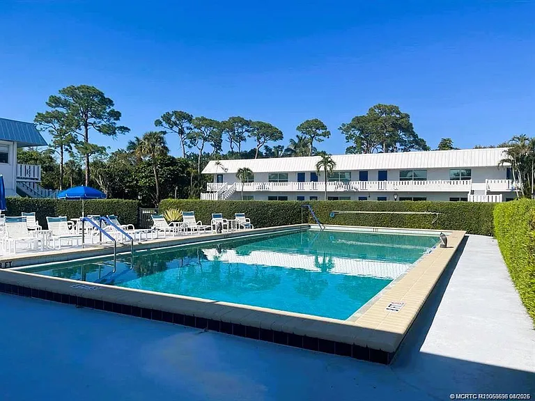 2929 SE Ocean Blvd #J8 — Photo 21