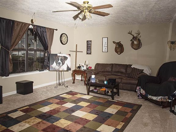 4th image of 465 Leota Dr