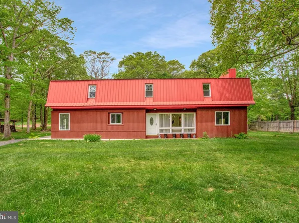 12107 Kemp Dr NW, Frostburg, MD 21532