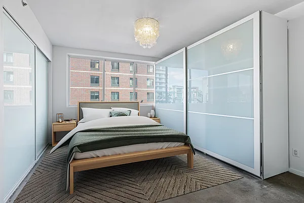 Sold by Compass | media 7