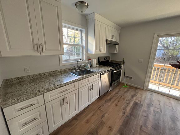 2nd image of 82 Lakeview Ave #1