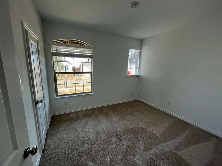 7909 Blue Heron Ln — Photo 13