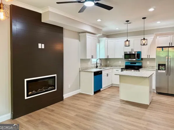 224 Brad St #1A, Royston, GA 30662