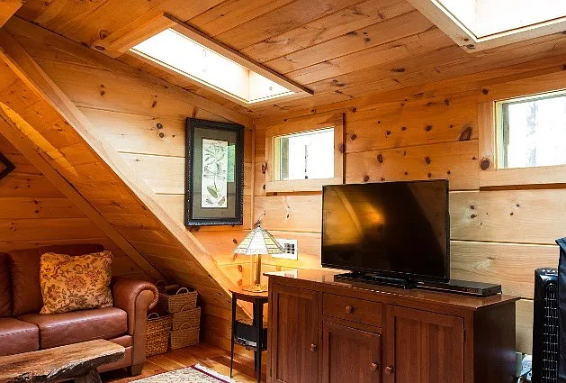 Loft Area.