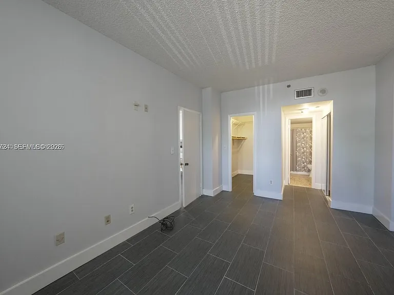 1470 NE 123rd St #A104 — Photo 7