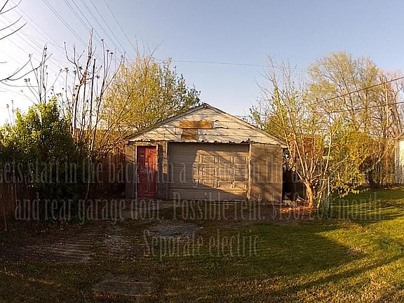 Rear Garage on alley