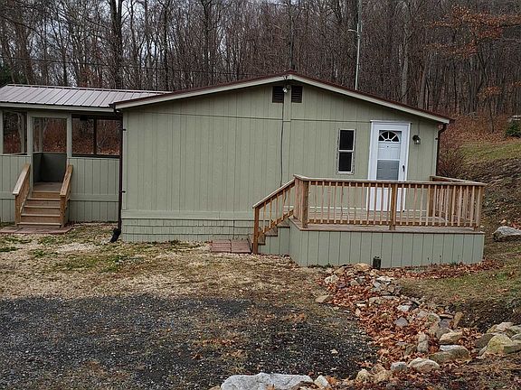 3rd image of 385 Ashwood Dr