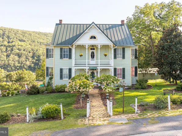 675 Cliff Street McDowell St, Harpers Ferry, WV 25425