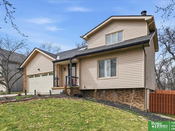 9024 Washington St, Omaha, NE 68127