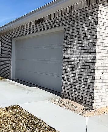 4th image of 301 Ohio Pl NE