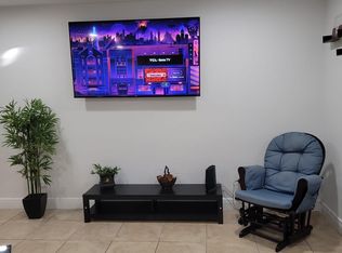 441 Swallow Dr APT 4, Miami Springs, FL 33166
