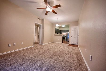 3rd image of 2505 Washington Ave APT 434